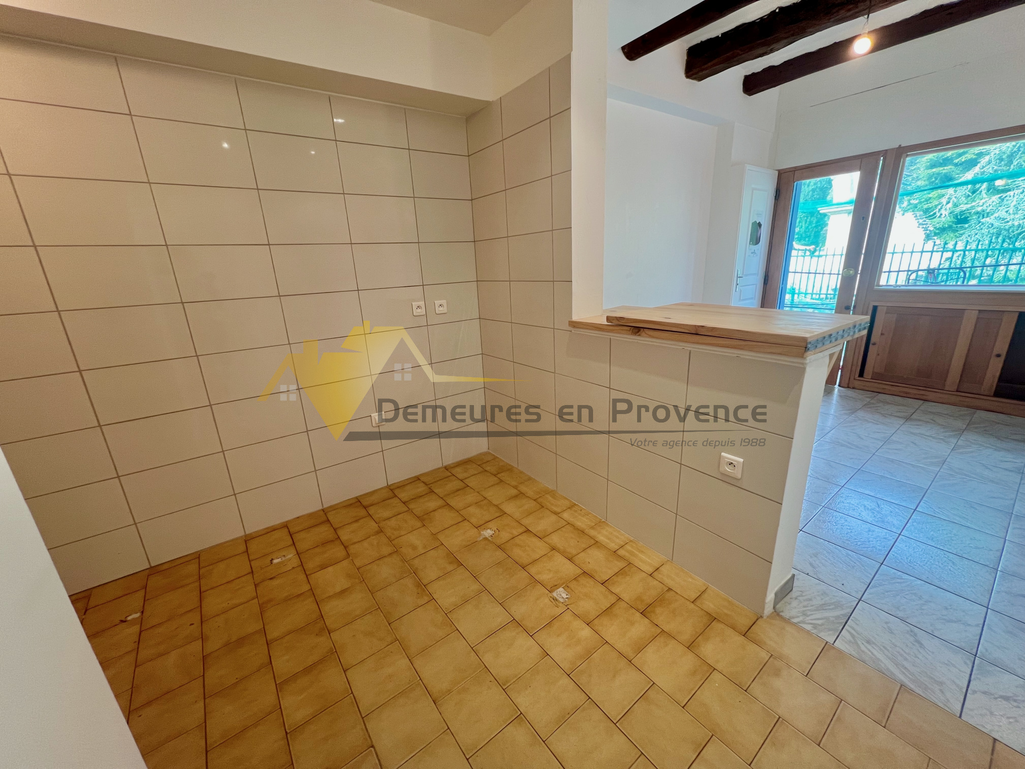 Image_4, Local professionnel, Vaison-la-Romaine, ref :584