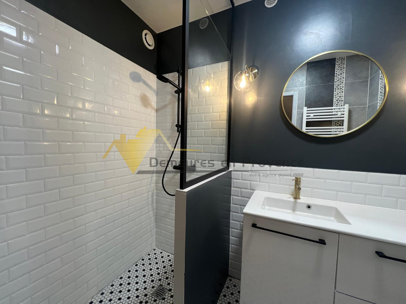 Image_3, Maison de village, Villedieu, ref :612