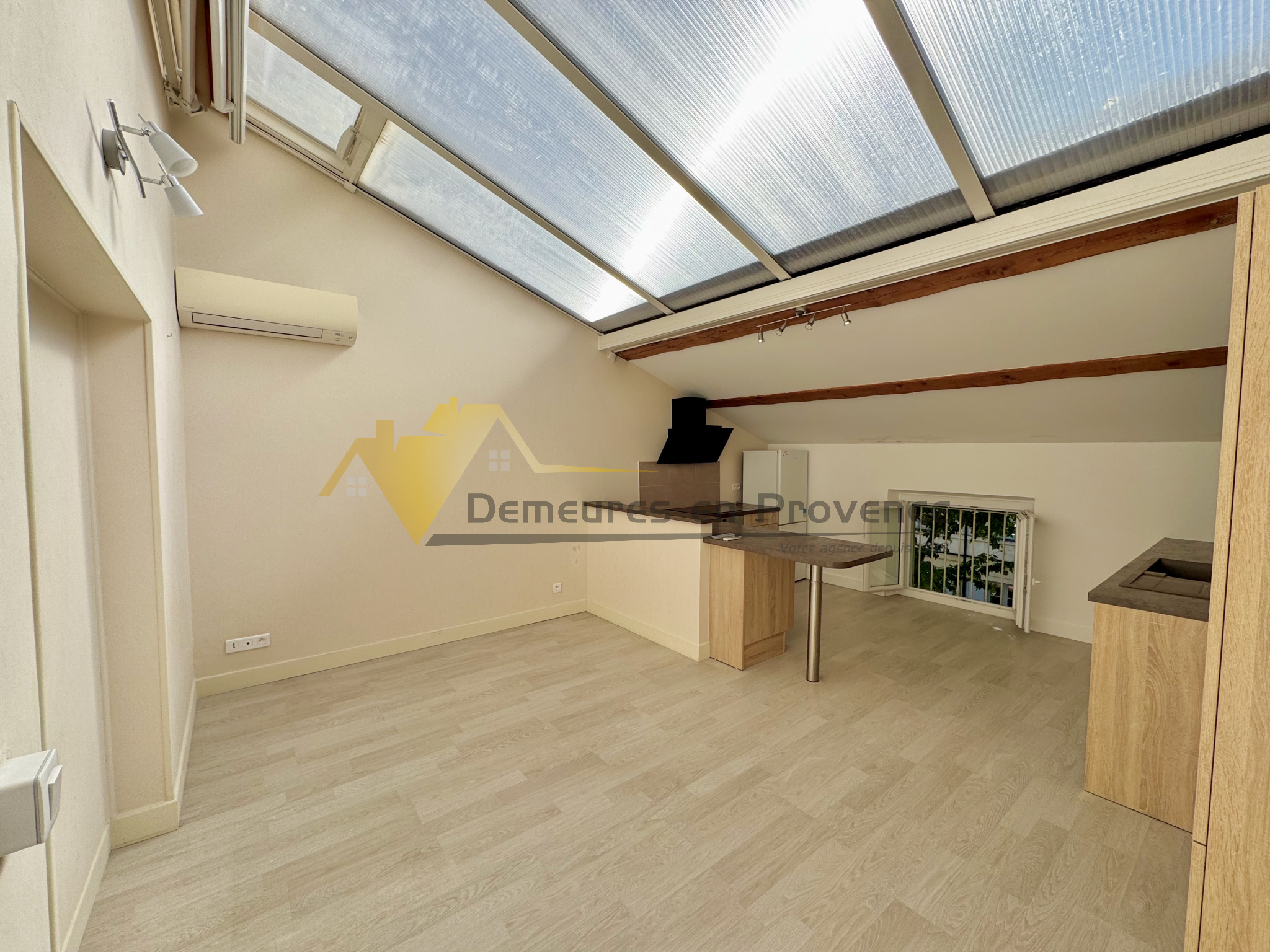 Image_1, Appartement, Vaison-la-Romaine, ref :609