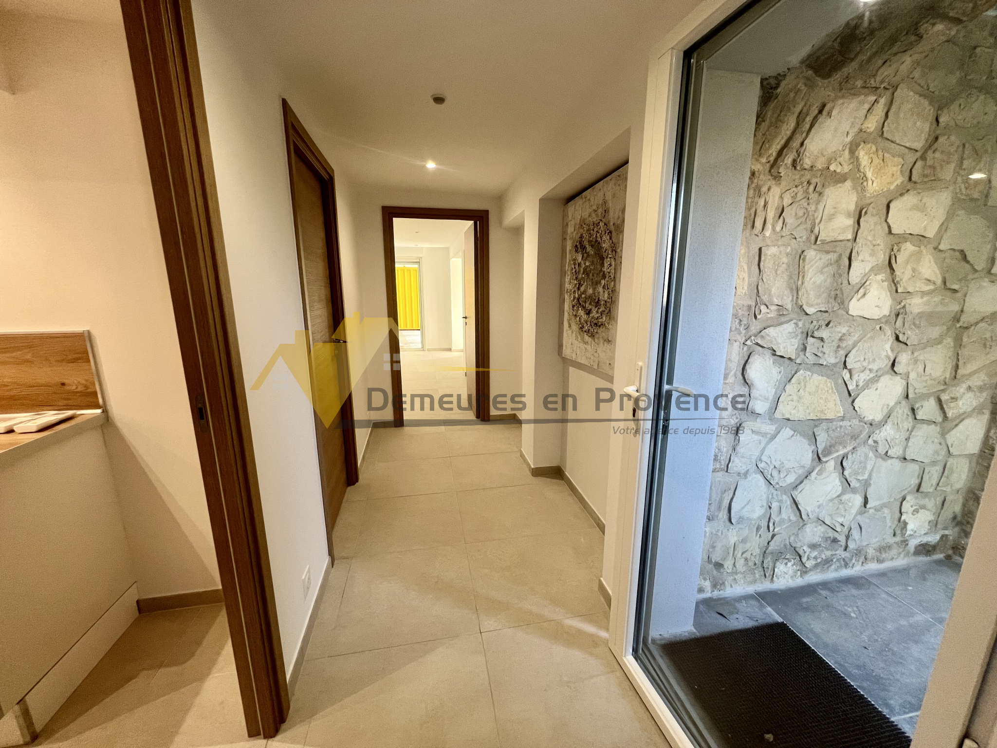 Image_5, Local professionnel, Vaison-la-Romaine, ref :3022