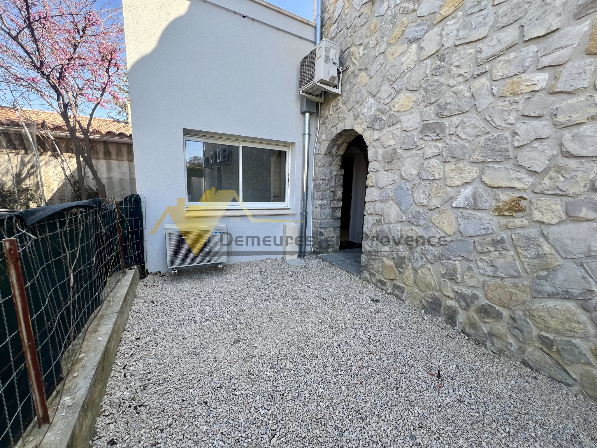 Image_10, Local professionnel, Vaison-la-Romaine, ref :3022