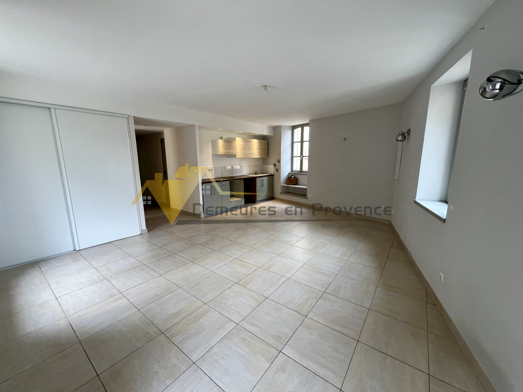 Image_19, Immeuble, Gigondas, ref :3030