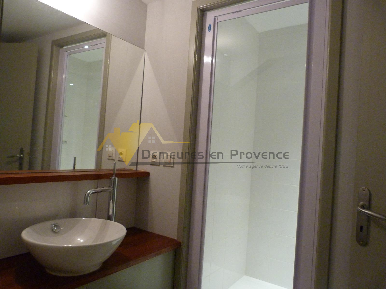 Image_16, Immeuble, Gigondas, ref :3030