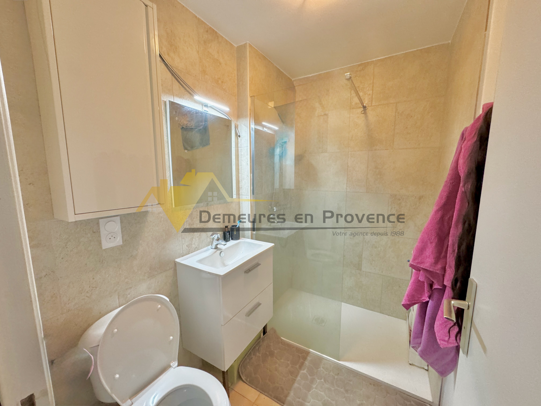 Image_6, Studio, Vaison-la-Romaine, ref :3057