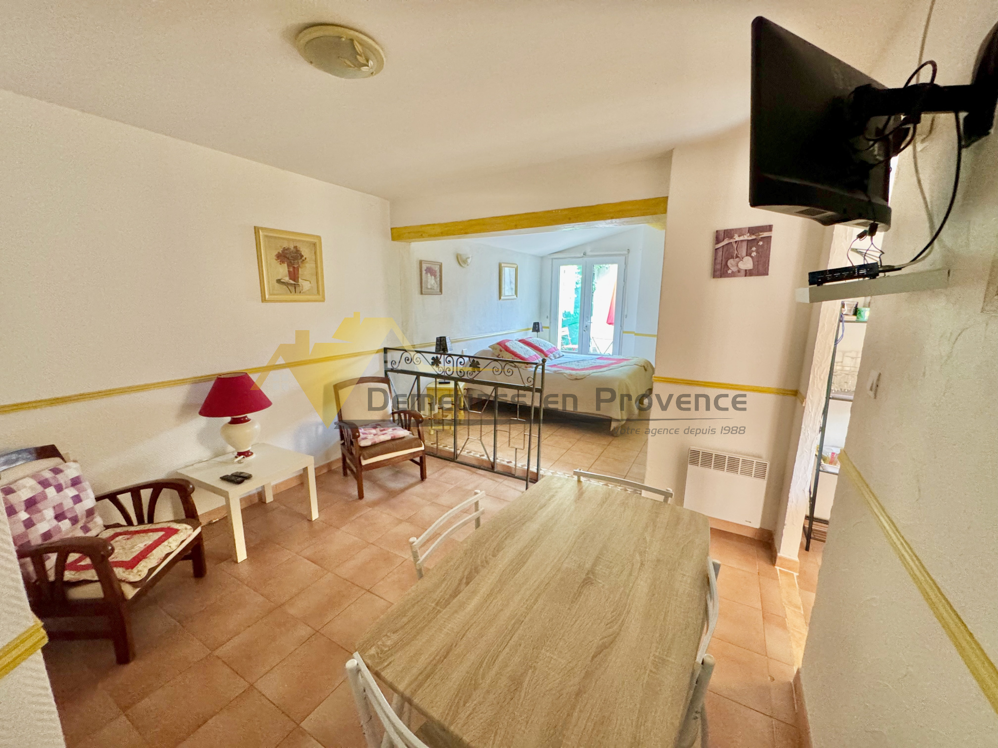 Image_36, Immeuble, Sablet, ref :3032