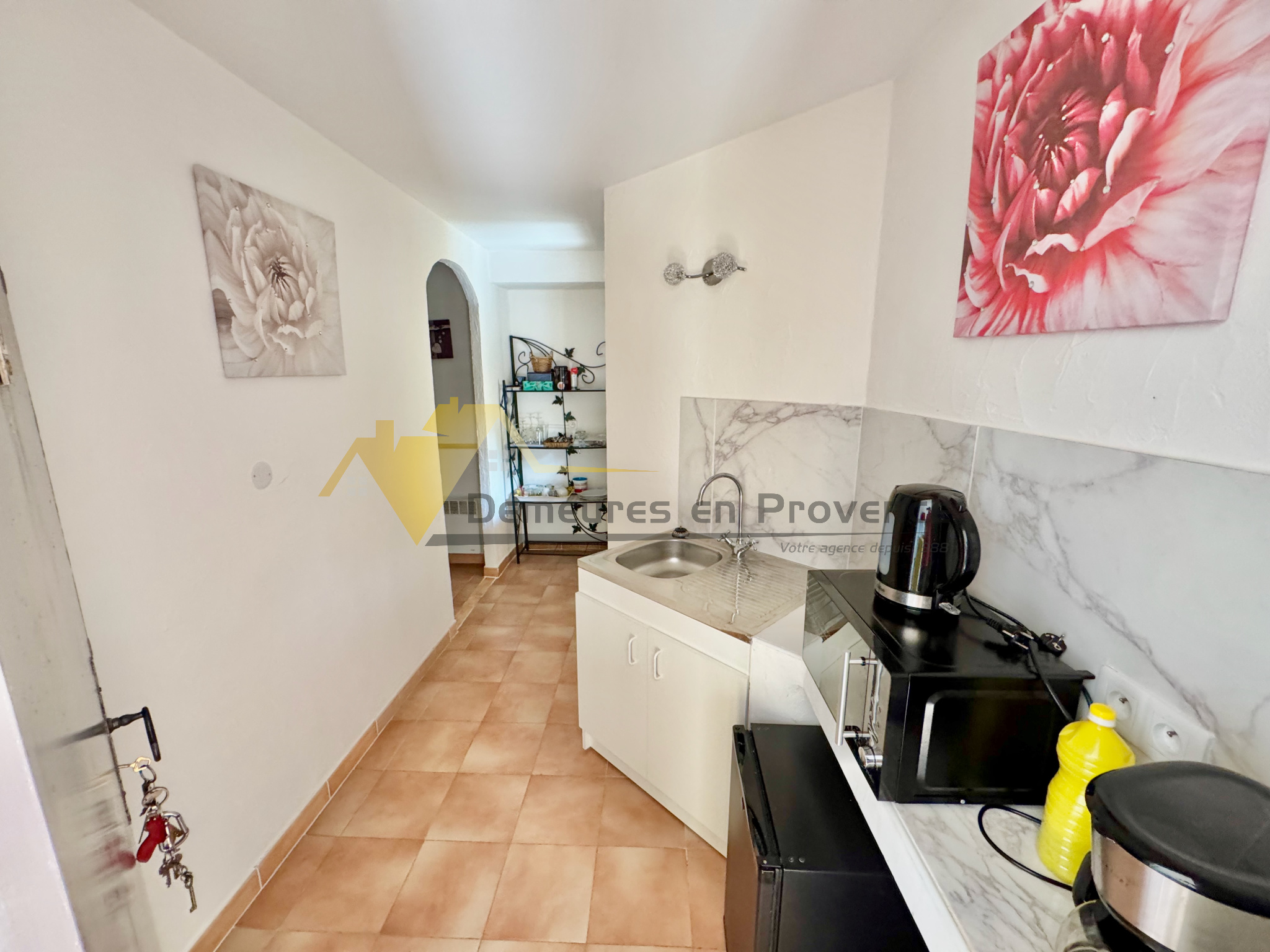 Image_35, Immeuble, Sablet, ref :3032