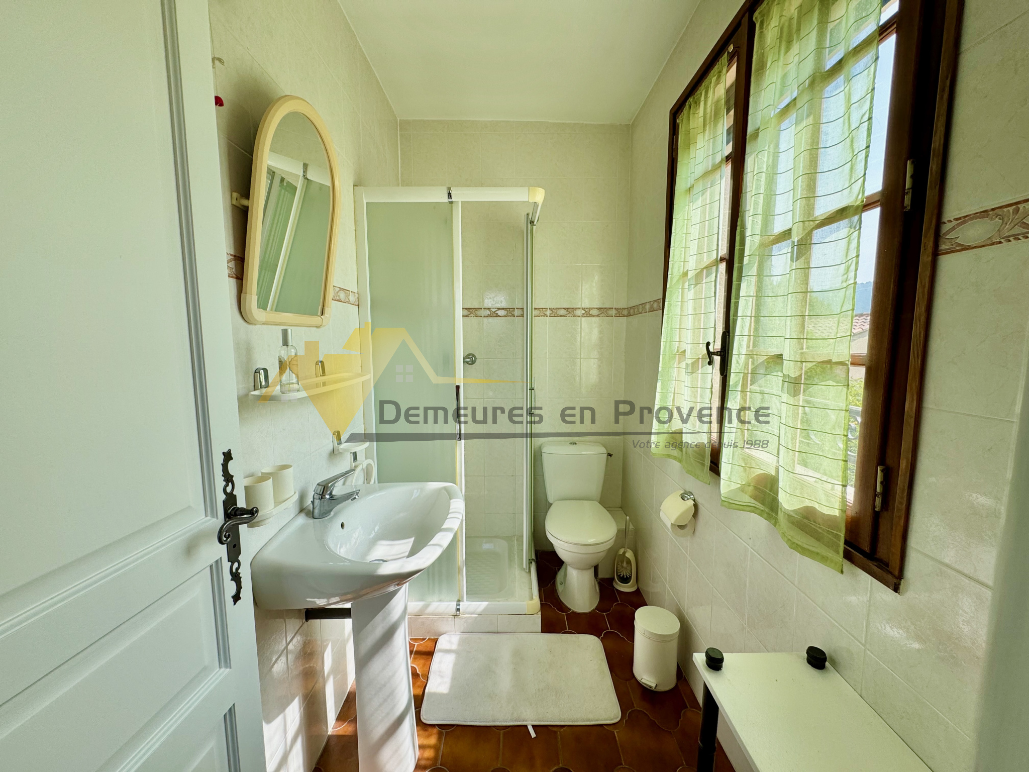 Image_30, Immeuble, Sablet, ref :3032